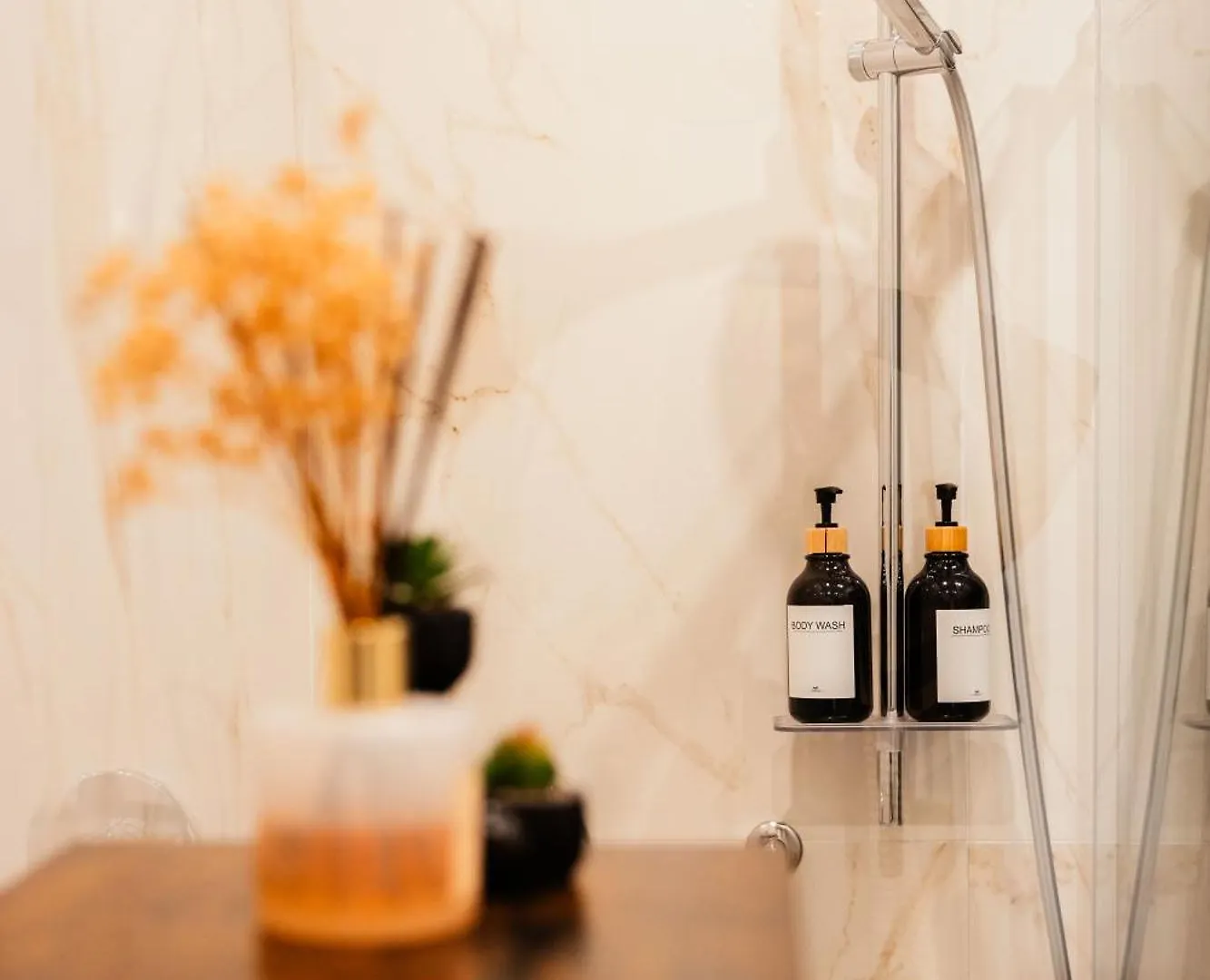 Victoria'S Suite&Spa Con Parcheggio Privato Como 0*,