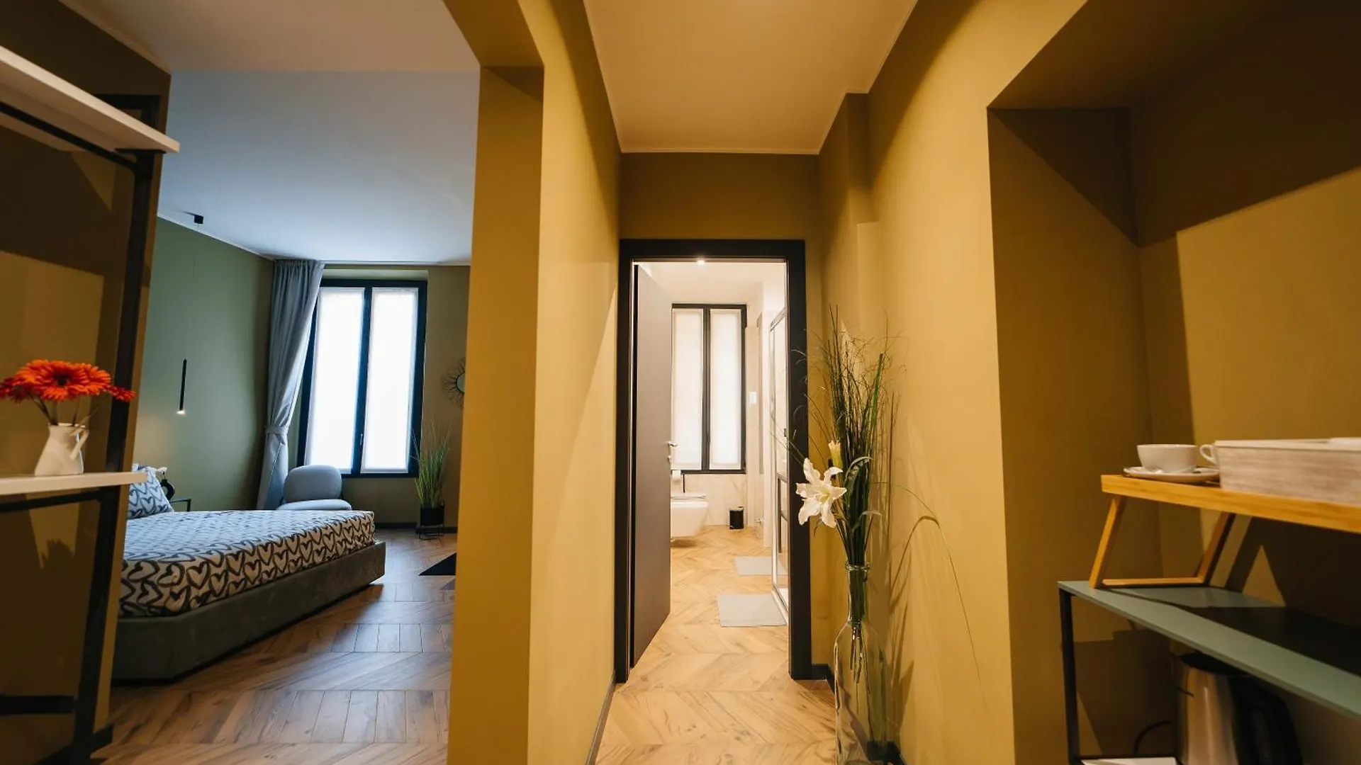 Victoria'S Suite&Spa Con Parcheggio Privato Como Apartment