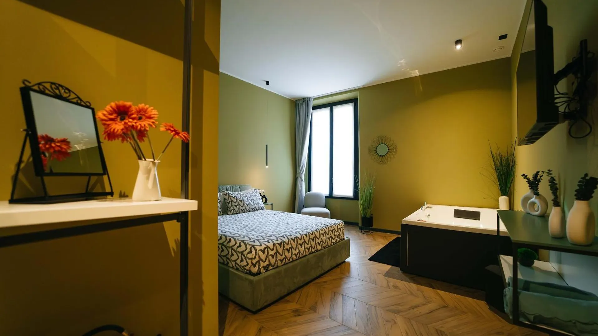 Victoria'S Suite&Spa Con Parcheggio Privato Como