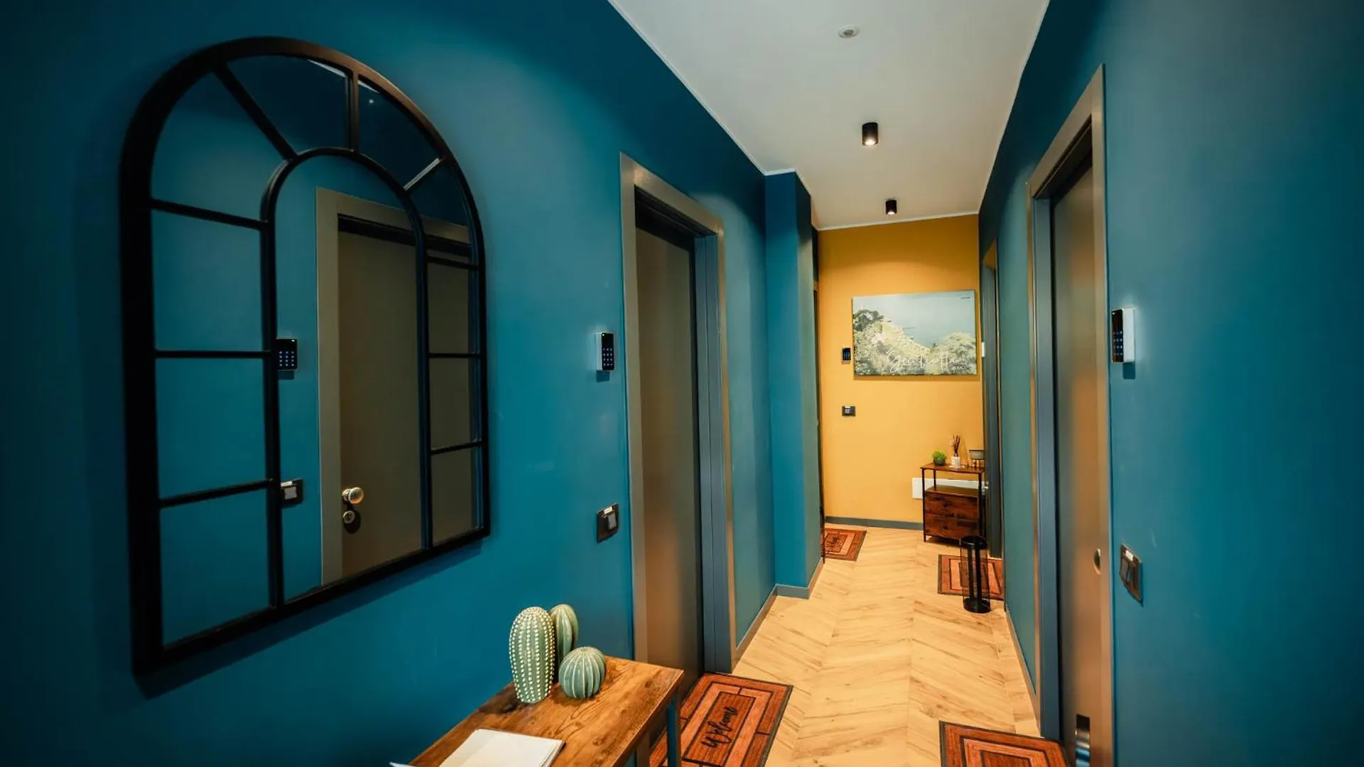 Victoria'S Suite&Spa Con Parcheggio Privato Como 0*,  Italy
